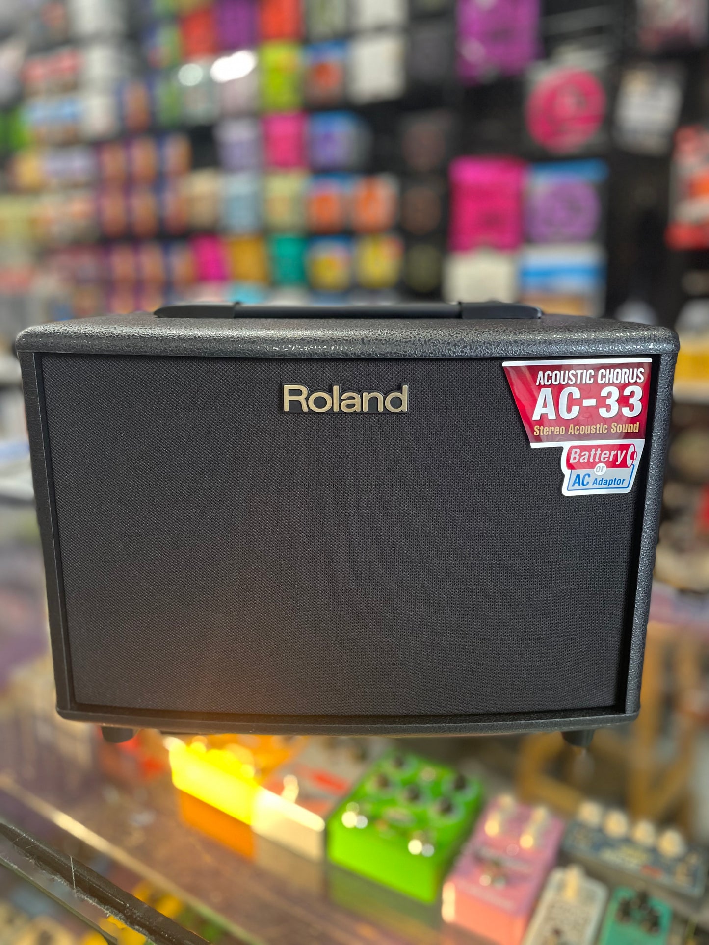 Roland AC-33 Acoustic Chorus Guitar Amplifier