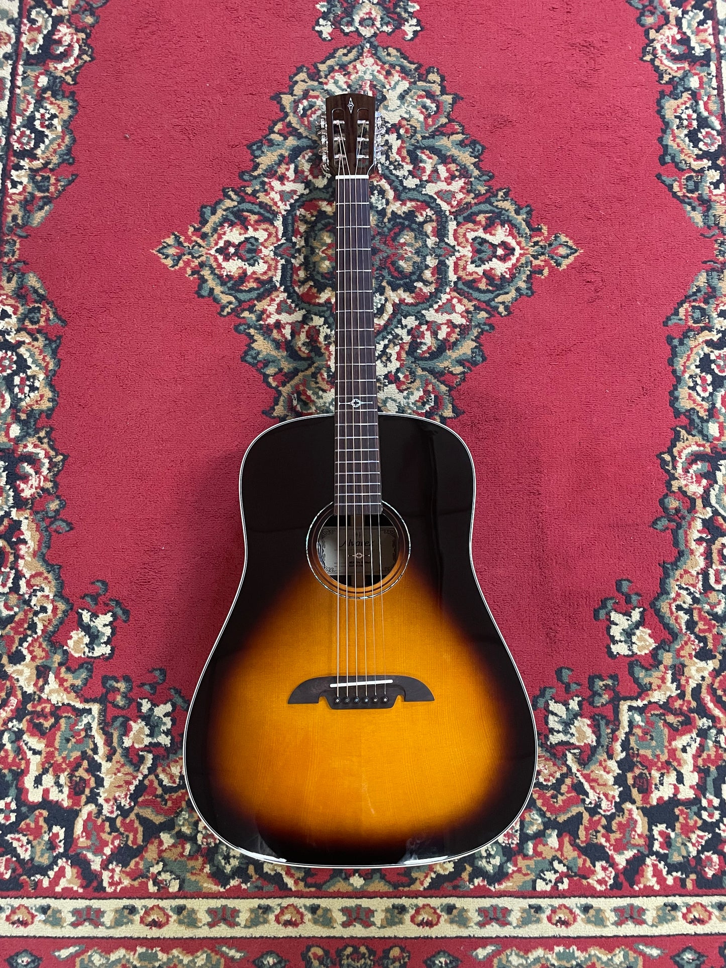 Alvarez Masterworks Dreadnought MDR70ESB Electric Acoustic Guitar - Tobacco Sunburst