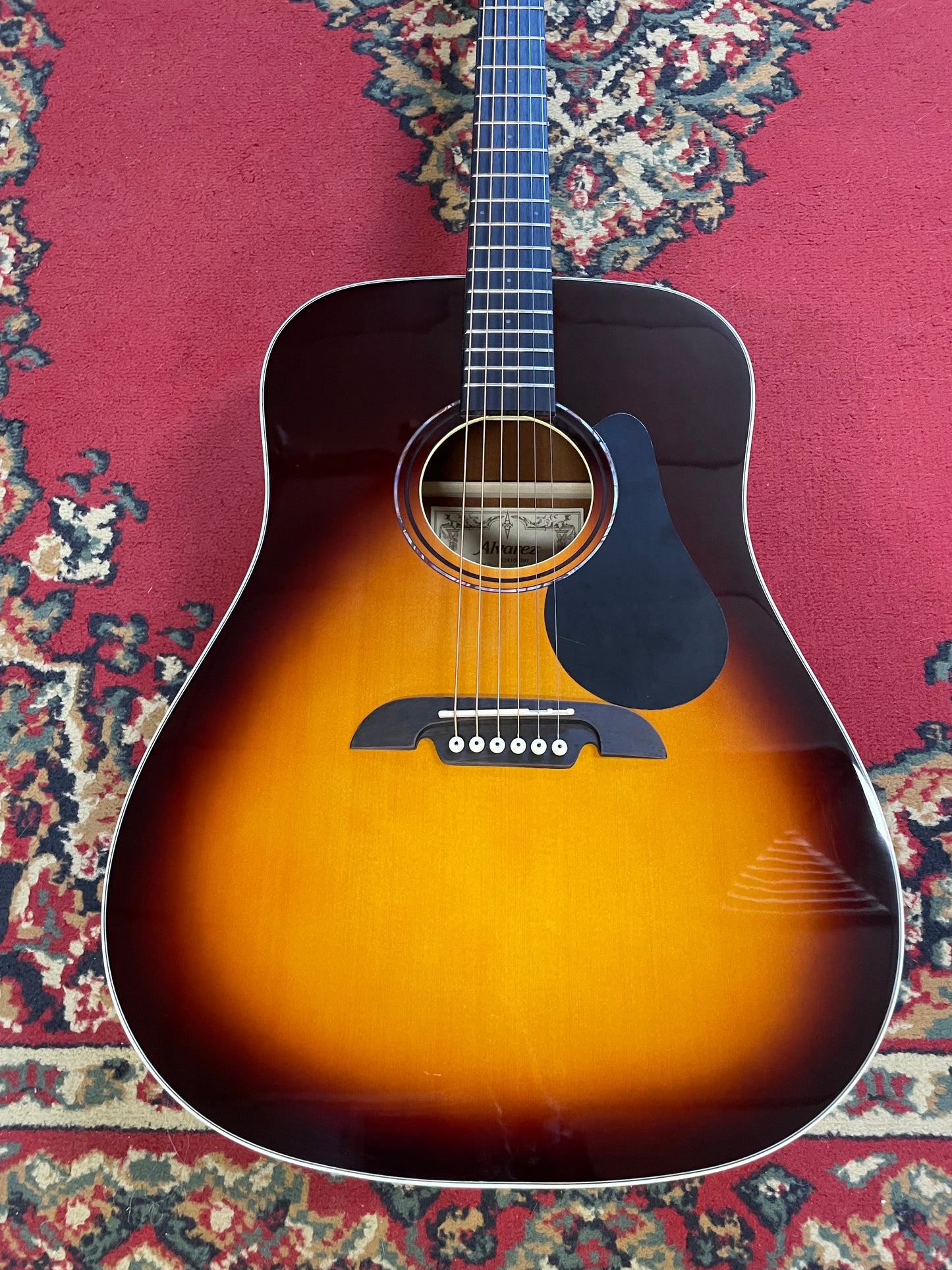Alvarez RD26SB Dreadnought Acoustic Guitar with Bag