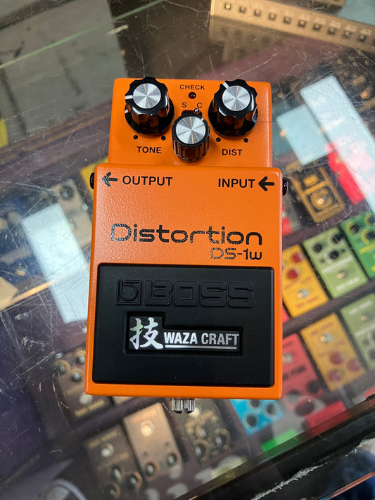 Boss DS-1W Waza Craft Distortion Pedal