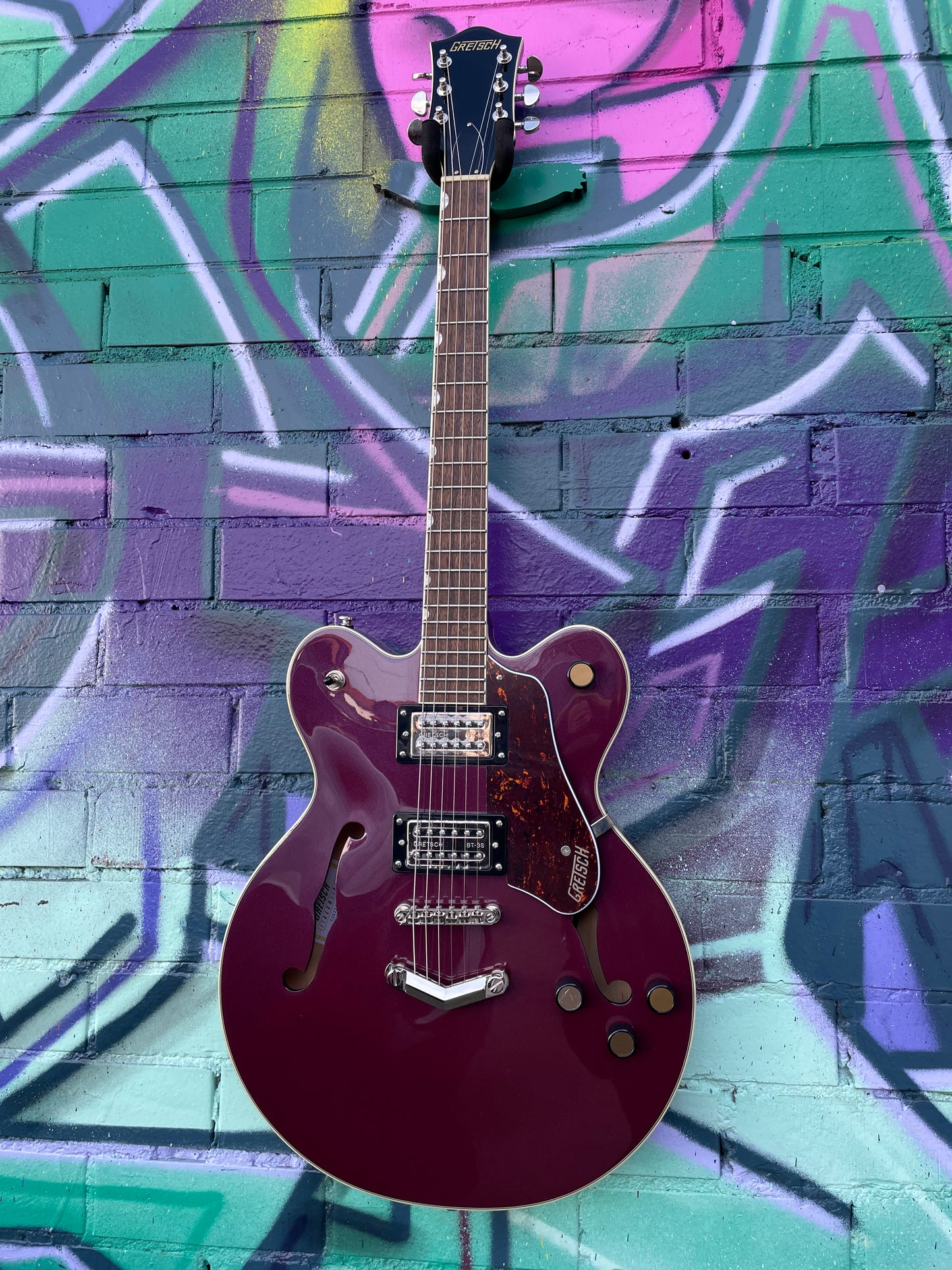 Gretsch G2622 Streamliner Center Block Double-Cut V-Stoptail Electric Guitar - Burnt Orchid