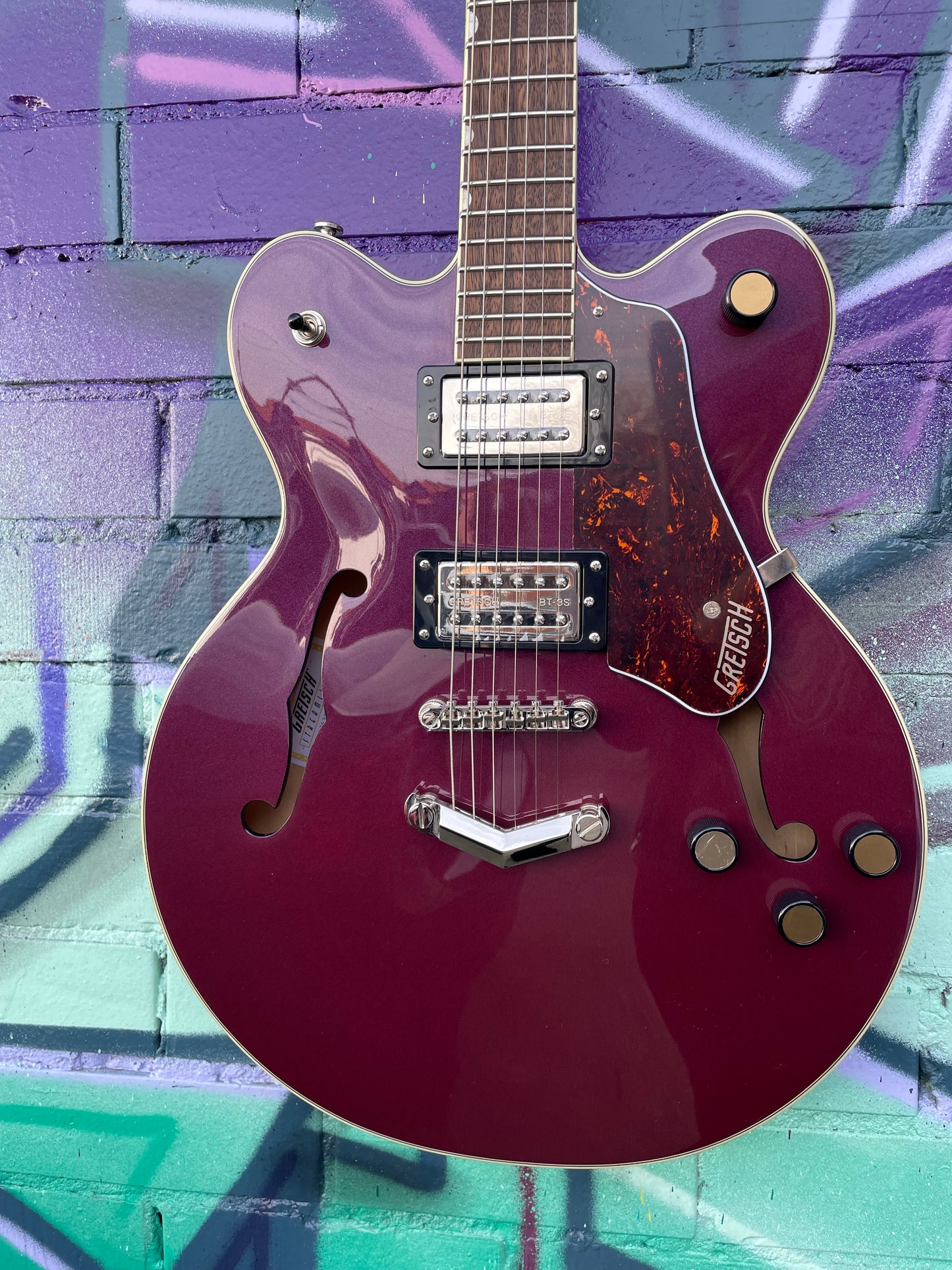 Gretsch G2622 Streamliner Center Block Double-Cut V-Stoptail Electric Guitar - Burnt Orchid