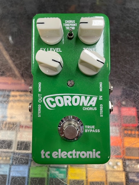 tc electronic corona chorus pedal TC Electronic Corona Chorus – Guitar Paradise