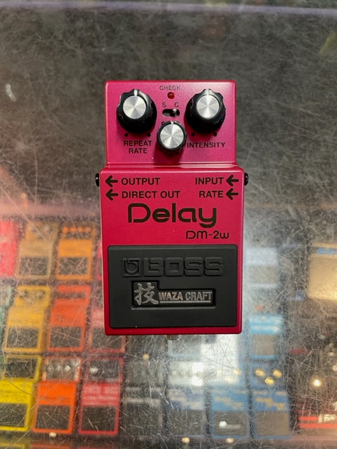 Boss DM-2W Delay Pedal