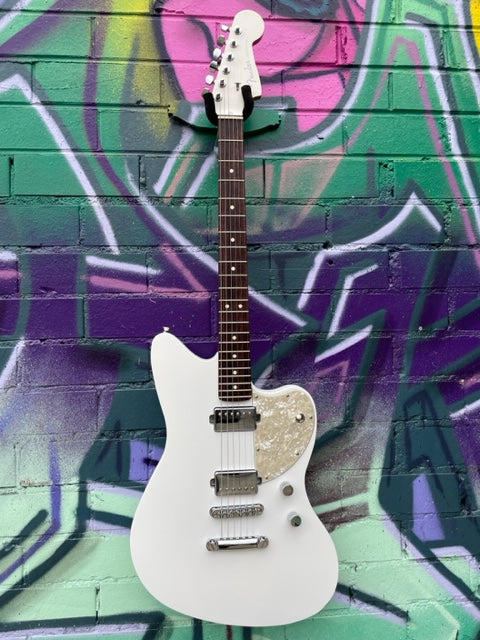 Fender Made in Japan Elemental Jazzmaster, Rosewood Fingerboard, Nimbus White