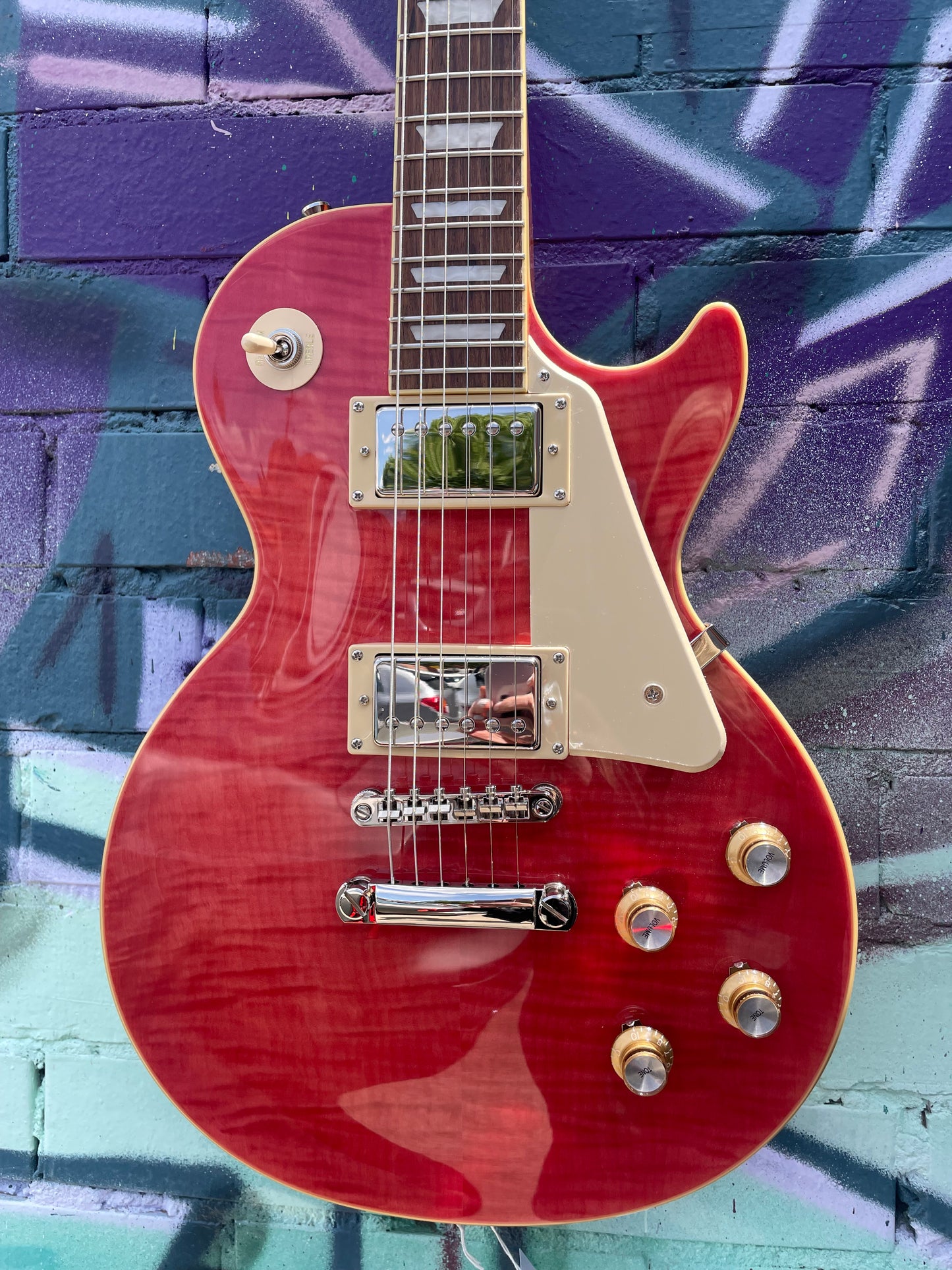 Epiphone Les Paul Standard 60s Figured Electric Guitar - Fucshia