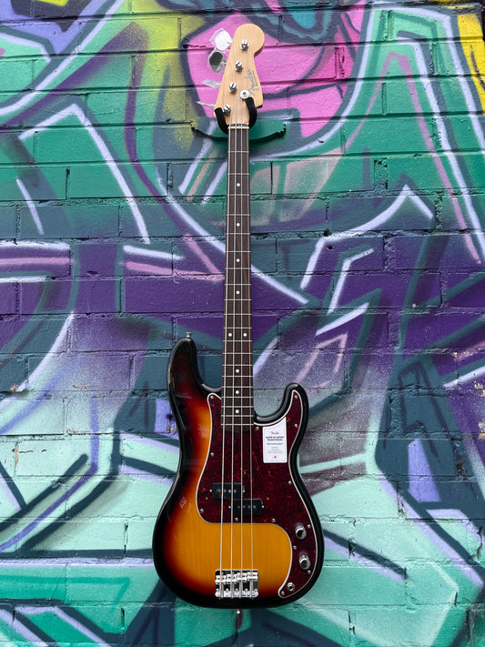 Fender Traditional 60's Made in Japan Precision Bass - 3 Colour Sunburst