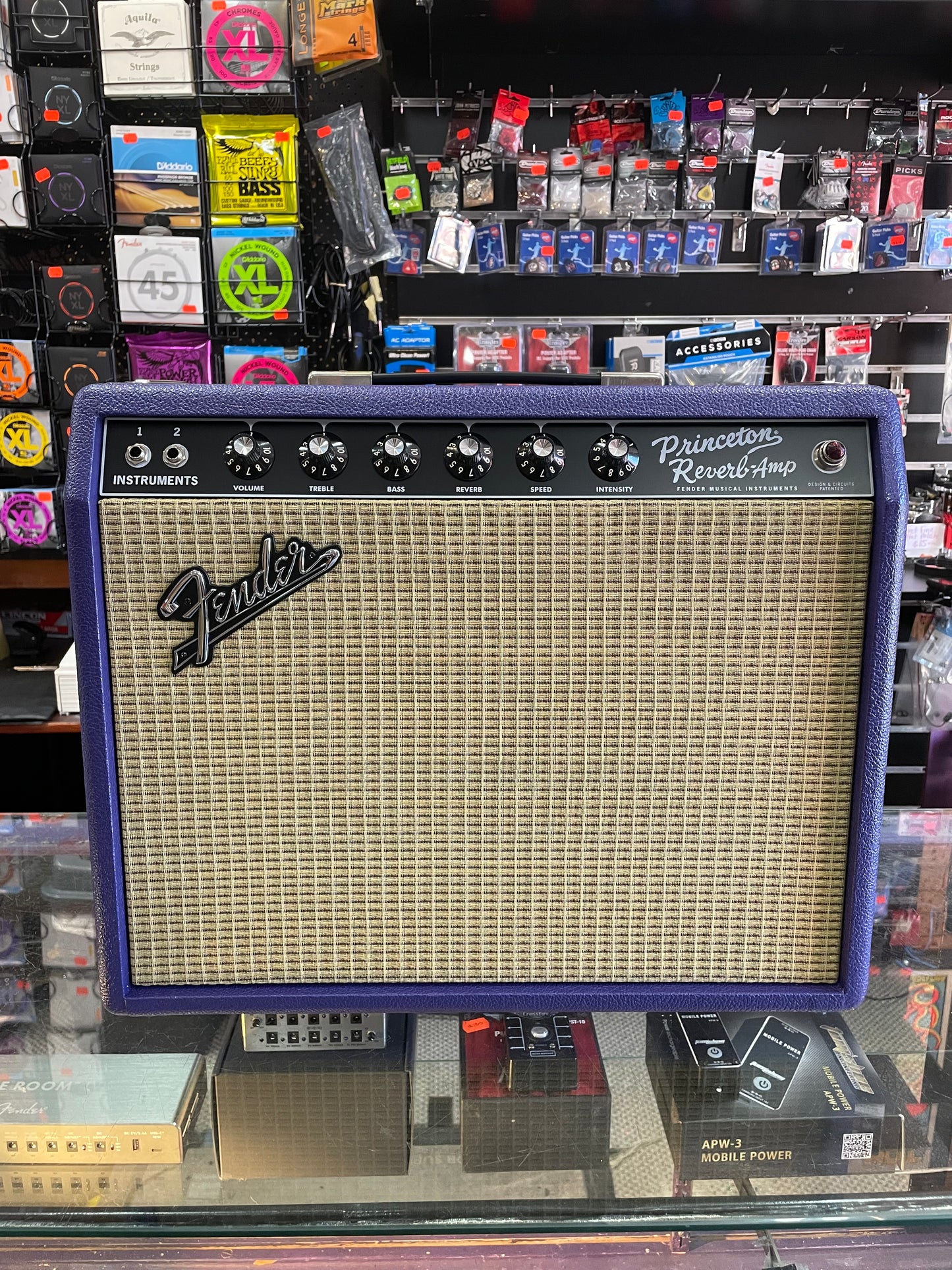 Fender Limited Edition FSR '65 Princeton Reverb Amplifier - Plum/Wheat