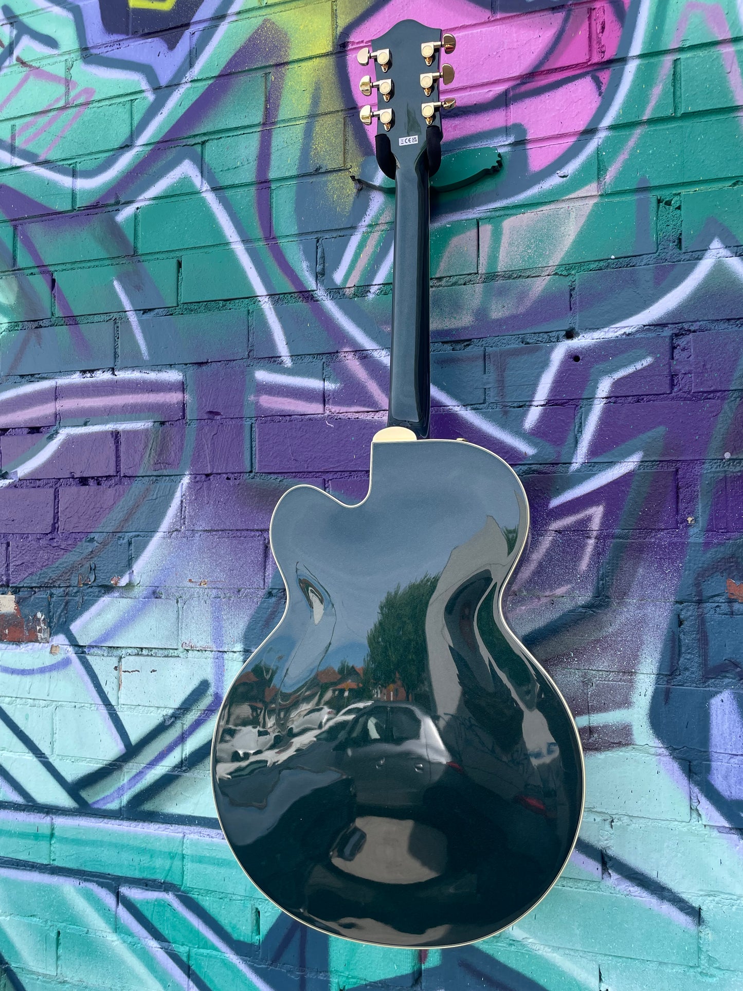 Gretsch G2420TG Streamliner Hollow Body Electric Guitar Bigsby Limited Edition - Cadillac Green