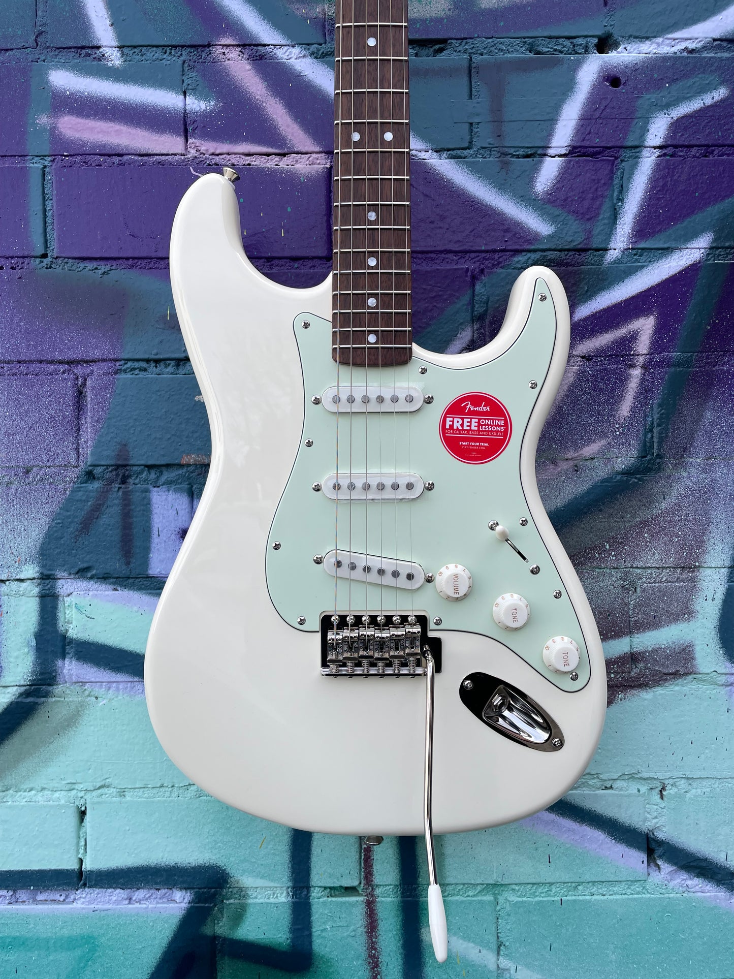 Squier Limited Edition Classic Vibe 60s Stratocaster Electric Guitar - Olympic White