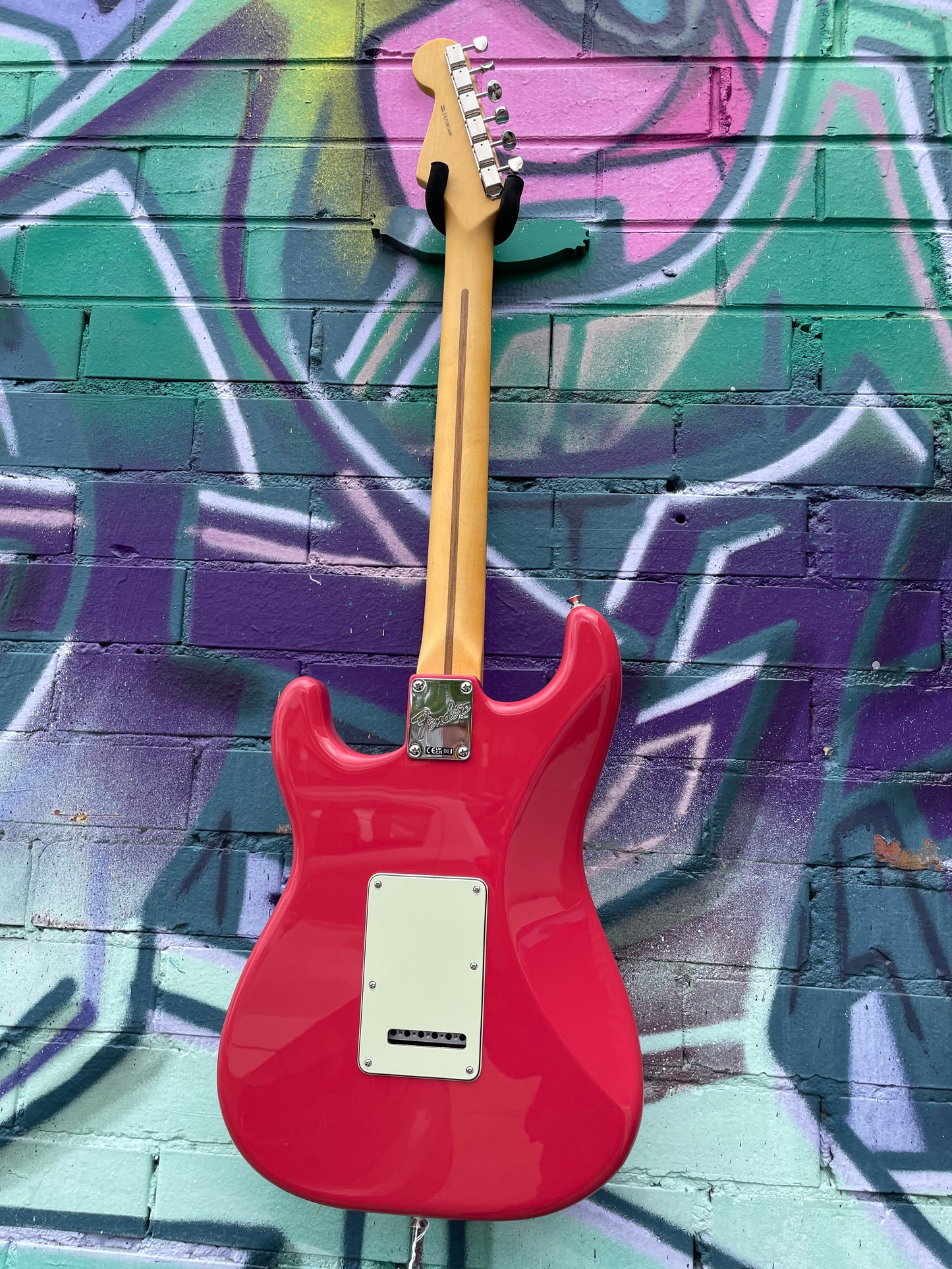 Fender American Professional Classic Stratocaster Electric Guitar - Faded Dakota Red
