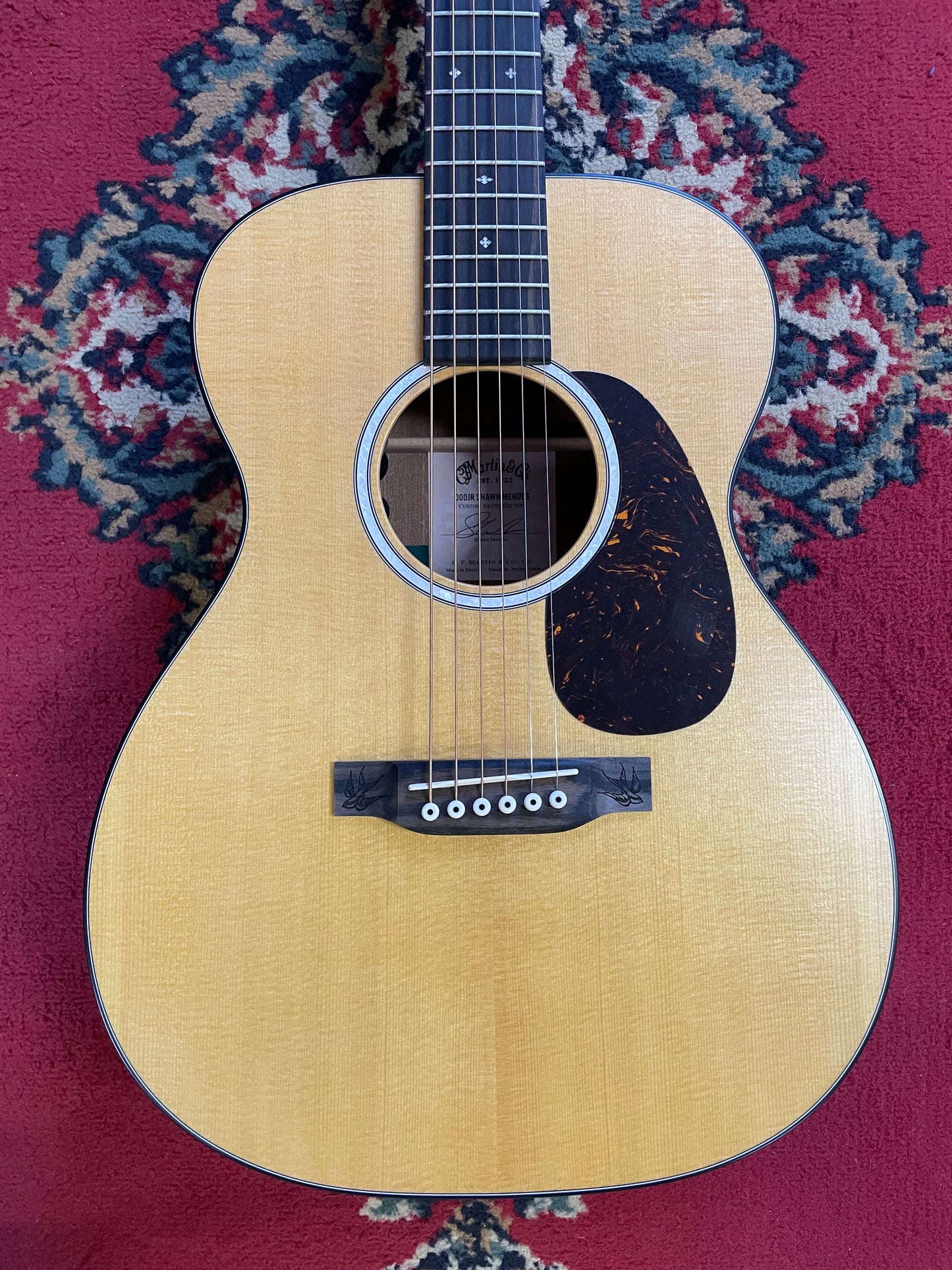 Martin 000JR-10E Shawn Mendes Electric Acoustic Guitar