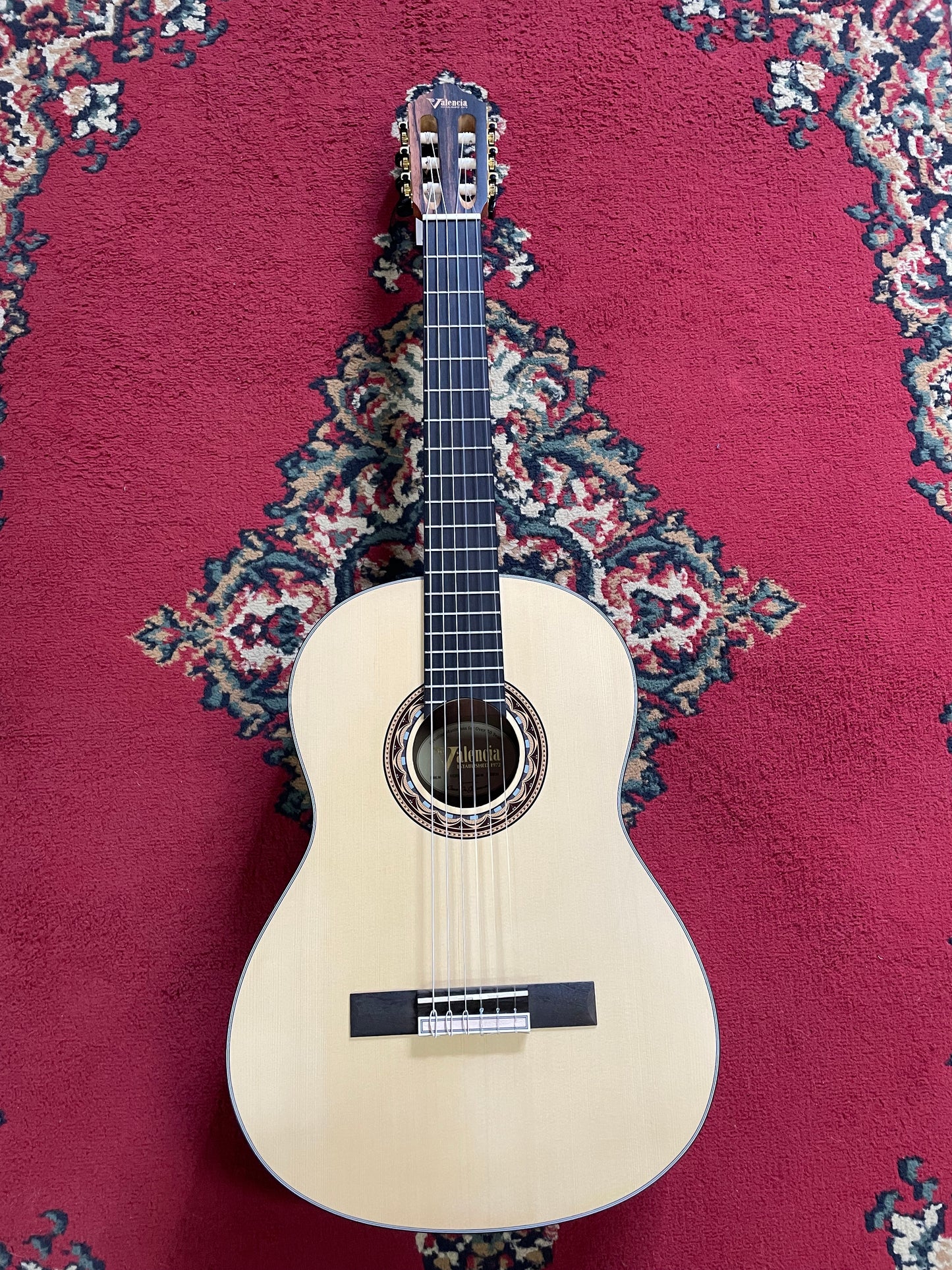 Valencia VC303 4/4 Size Classical Guitar - Natural Satin