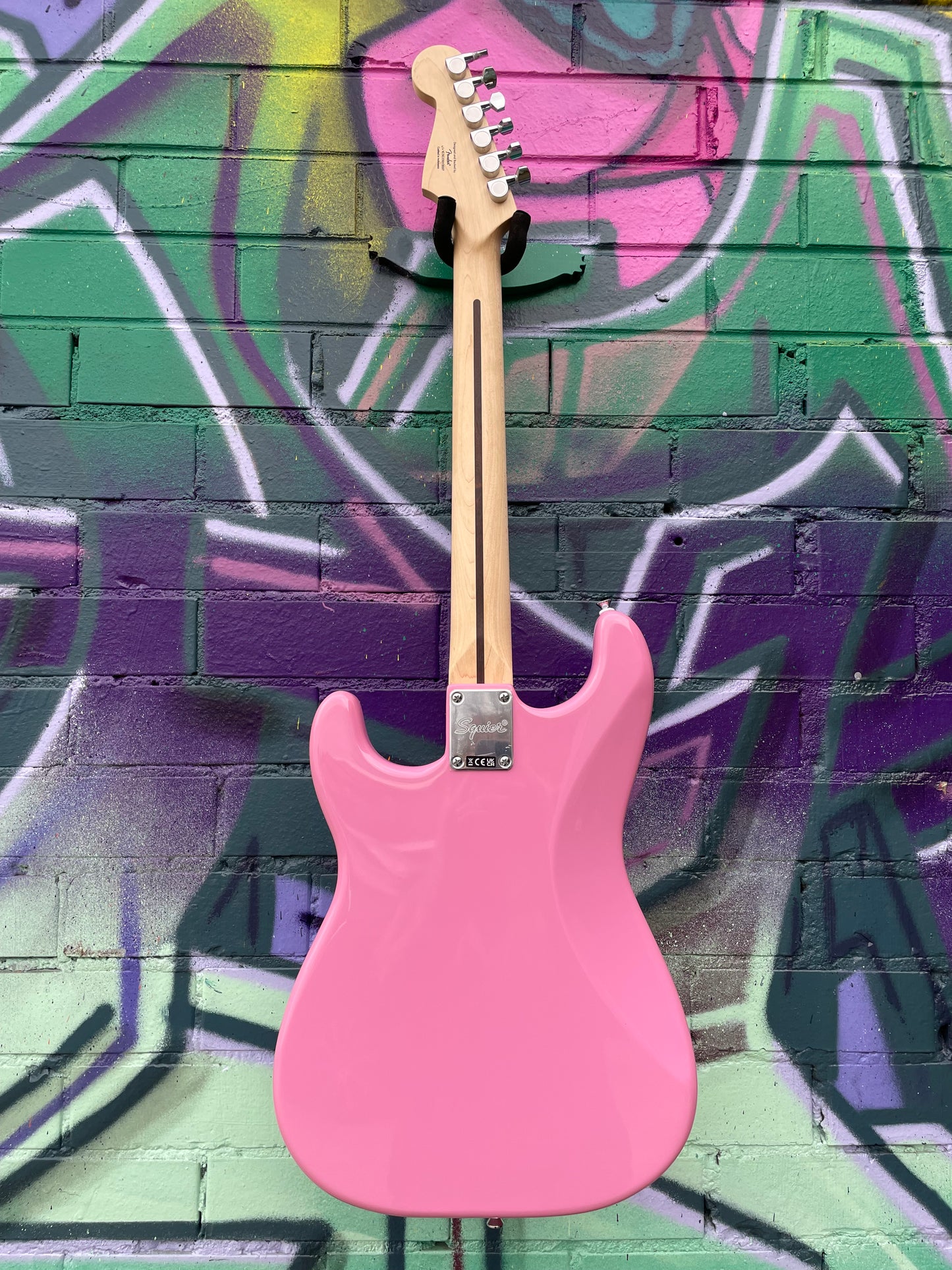 Squier Sonic Stratocaster HT H, Maple Fingerboard- Flash Pink