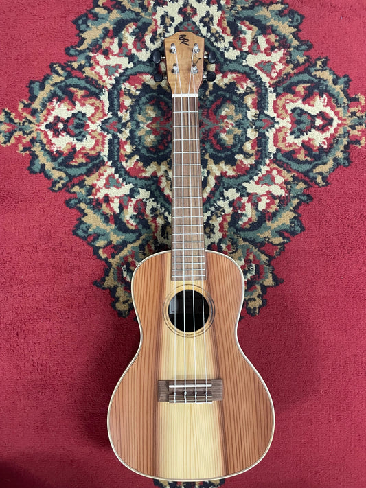 Baton Rouge UR71-C Concert Ukulele Australian Redwood top