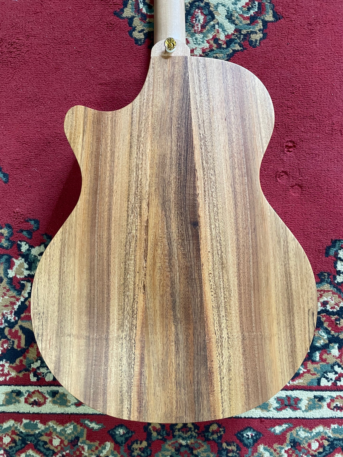Cole Clark AN2EC-RDBL Acoustic Electric Guitar, She Oak FB - American Redwood Top