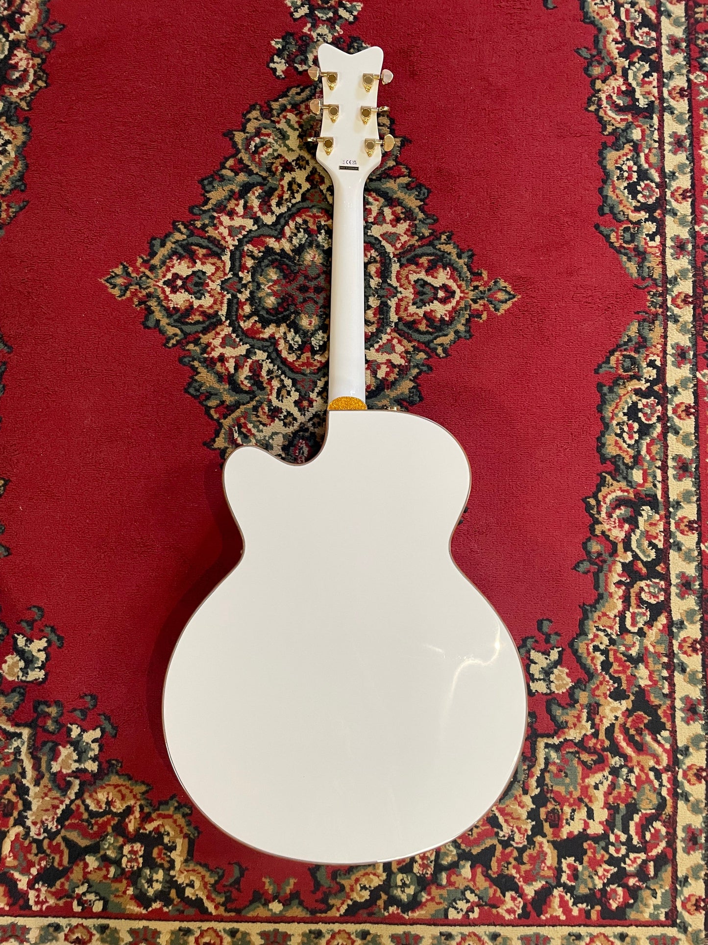 Gretsch G5022CWFE Rancher Falcon Acoustic Electric Guitar - White