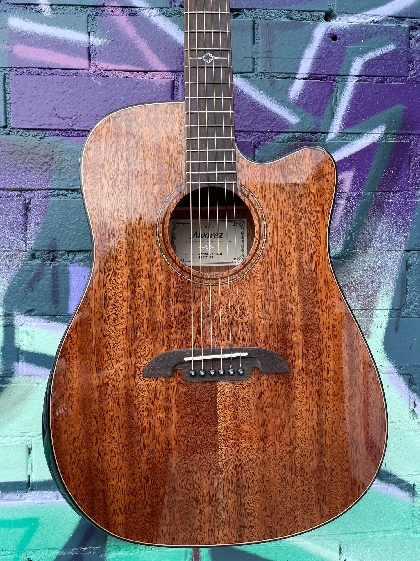 Alvarez AED66CE Dreadnought Armrest Electric Acoustic Guitar - Natural/Gloss