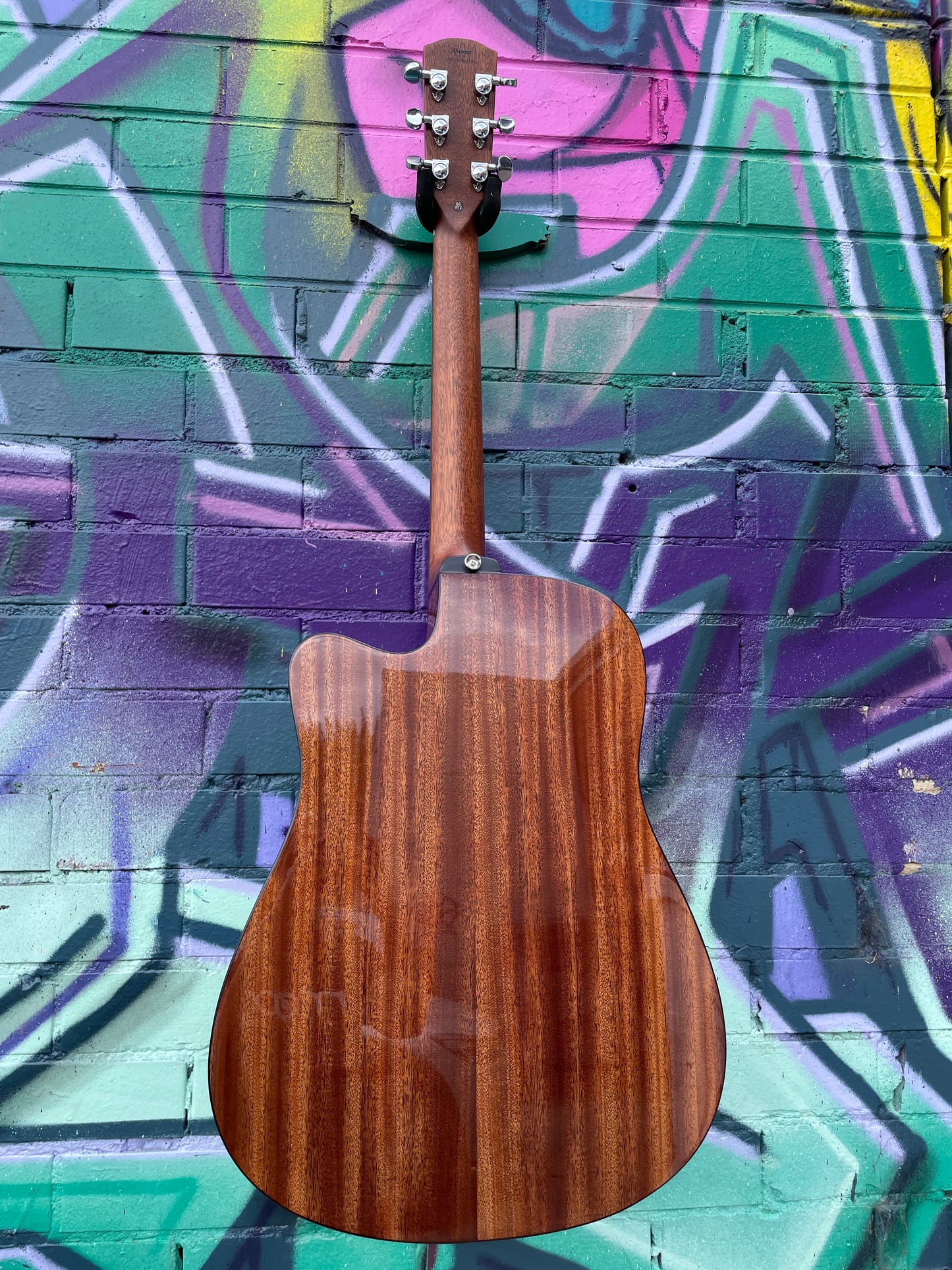 Alvarez AED66CE Dreadnought Armrest Electric Acoustic Guitar - Natural/Gloss