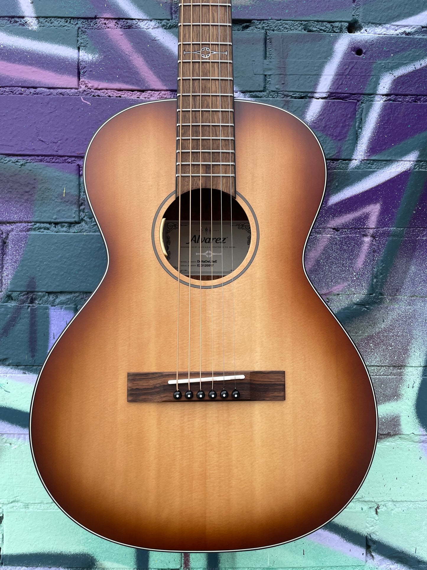Alvarez Delta Delite Blues Electric Acoustic Guitar - Shadowburst/Satin