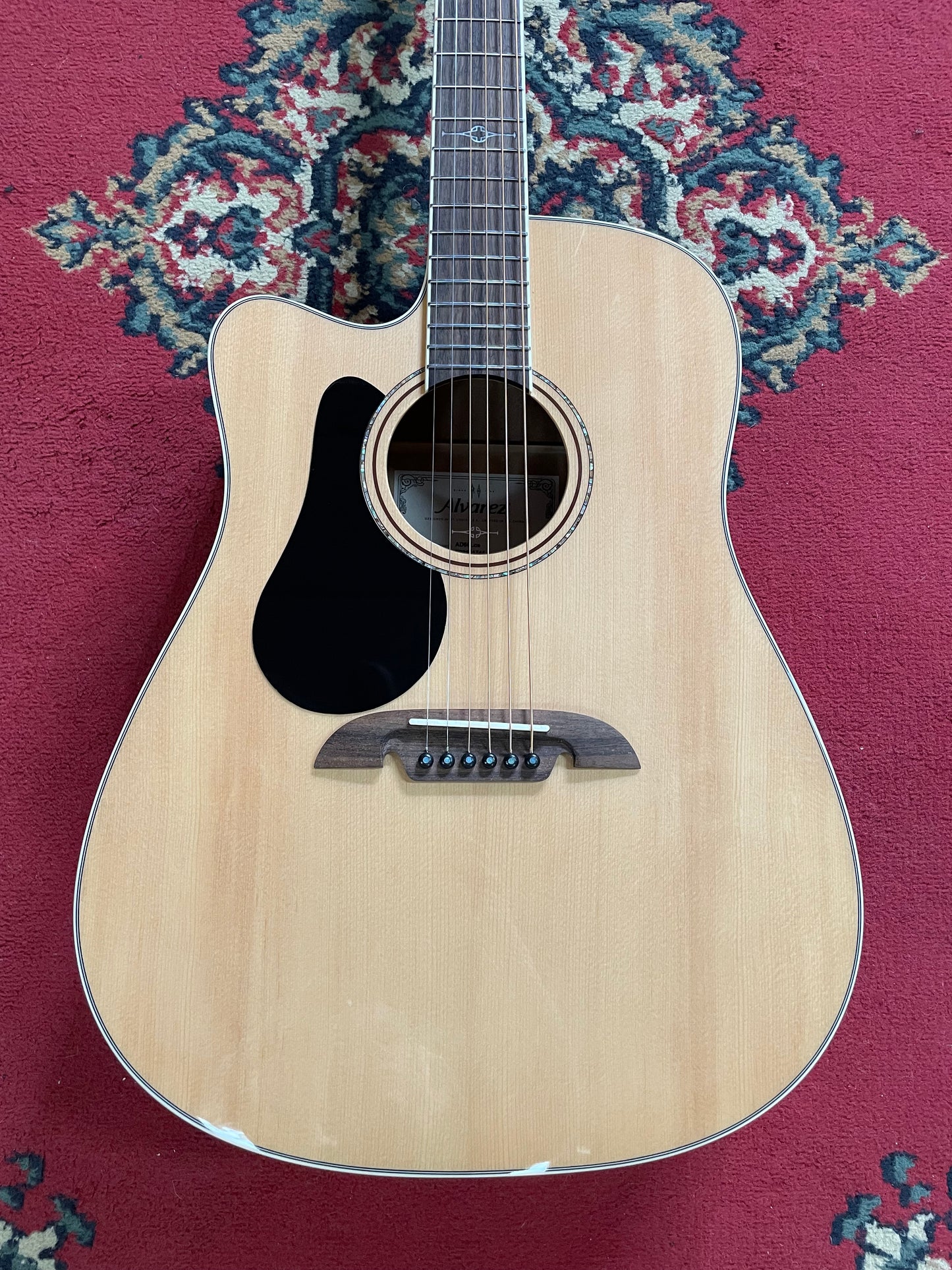 Alvarez AD60L Left Handed Dreadnought Acoustic Guitar - Natural/Semi-Gloss