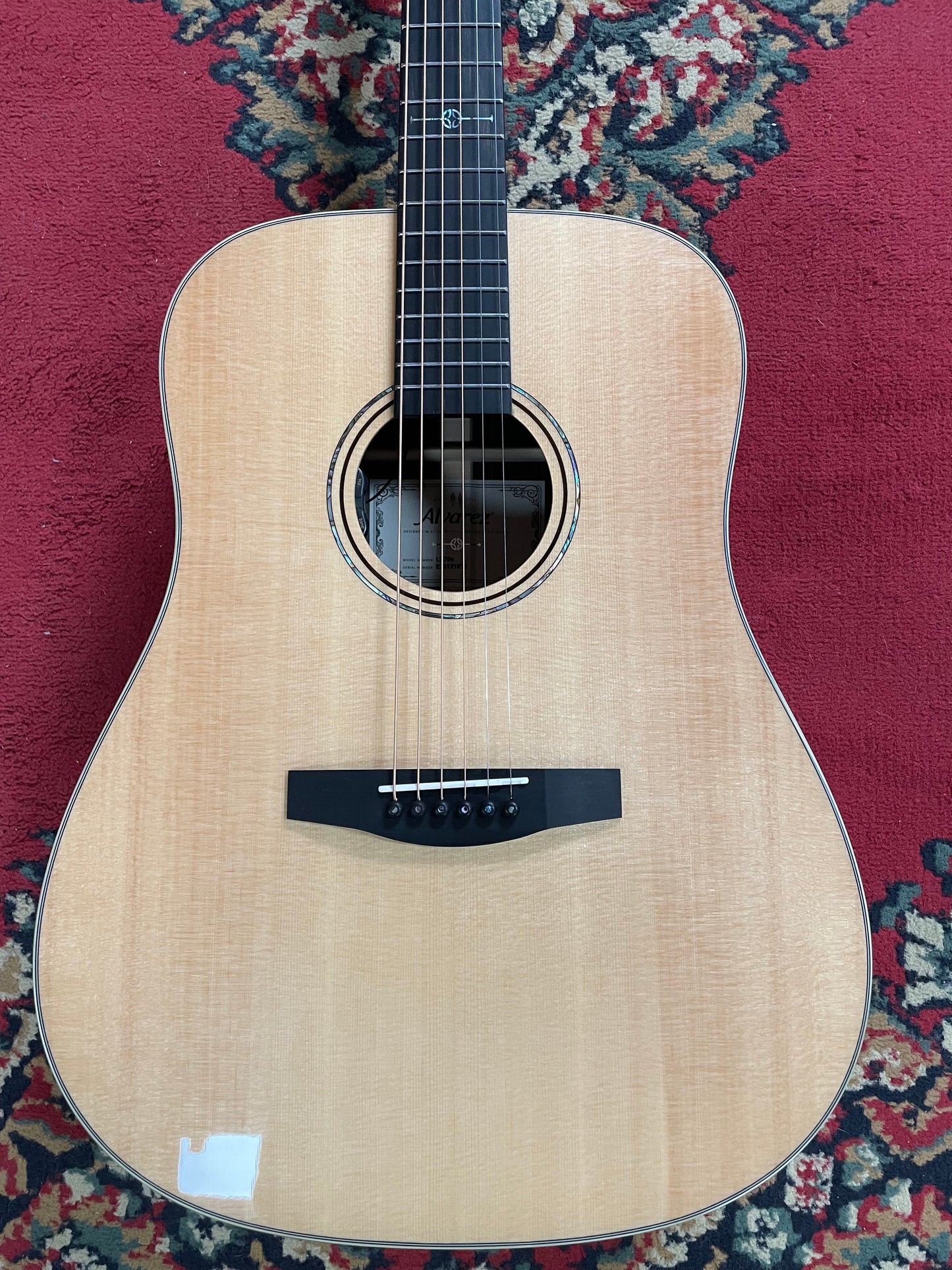 Alvarez LD70e Laureate 70 Dreadnought Electric Acoustic Guitar - Natural