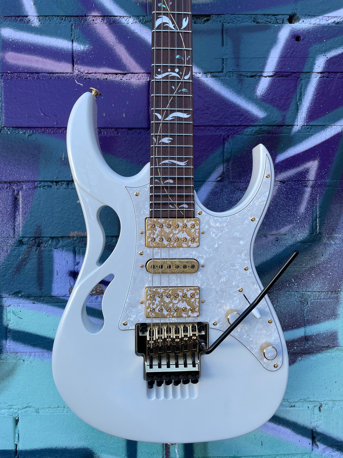 Ibanez Steve Vai Signature Prestige PIA3761 SLW Electric Guitar - Stallion White