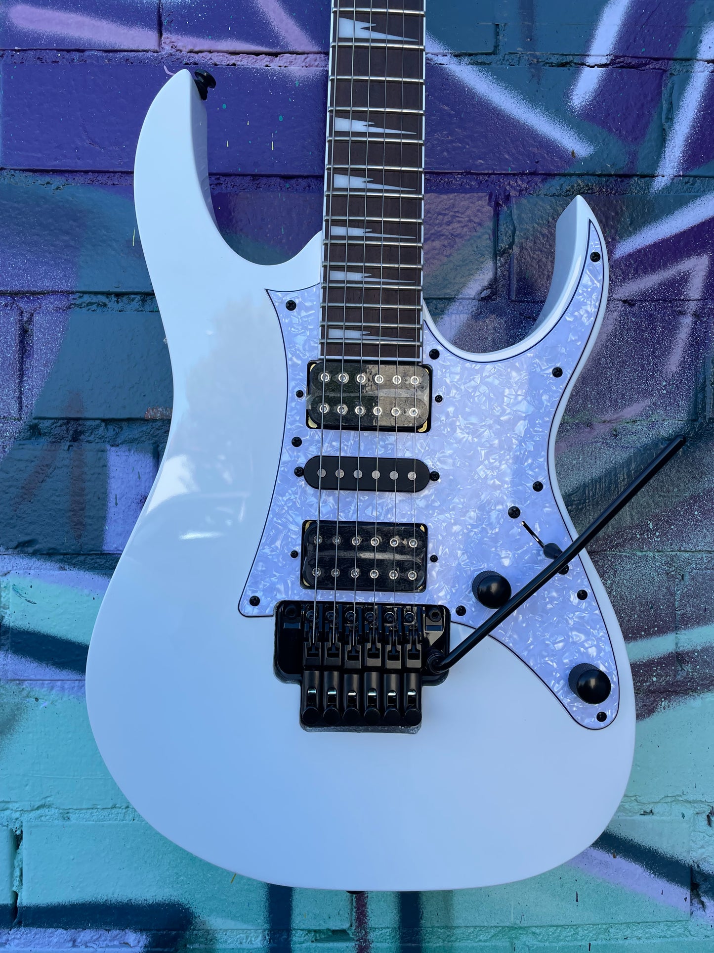 Ibanez RG450DXBWH Electric Guitar White
