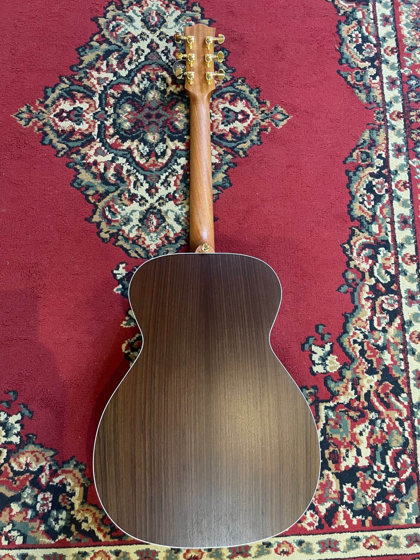 Maton ER90 Traditional Electric Acoustic Guitar