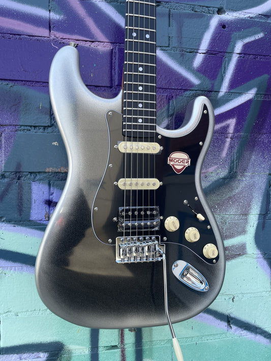 Mooer MSC10 Pro Electric Guitar - Dark Silver