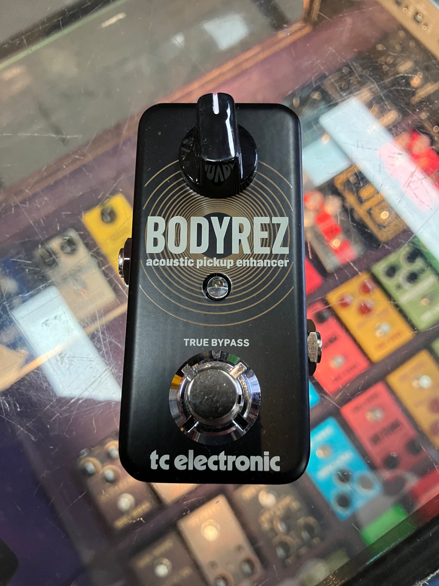 TC Electronic Bodyrez Acoustic Pickup Enhancer Guitar Effects Pedal