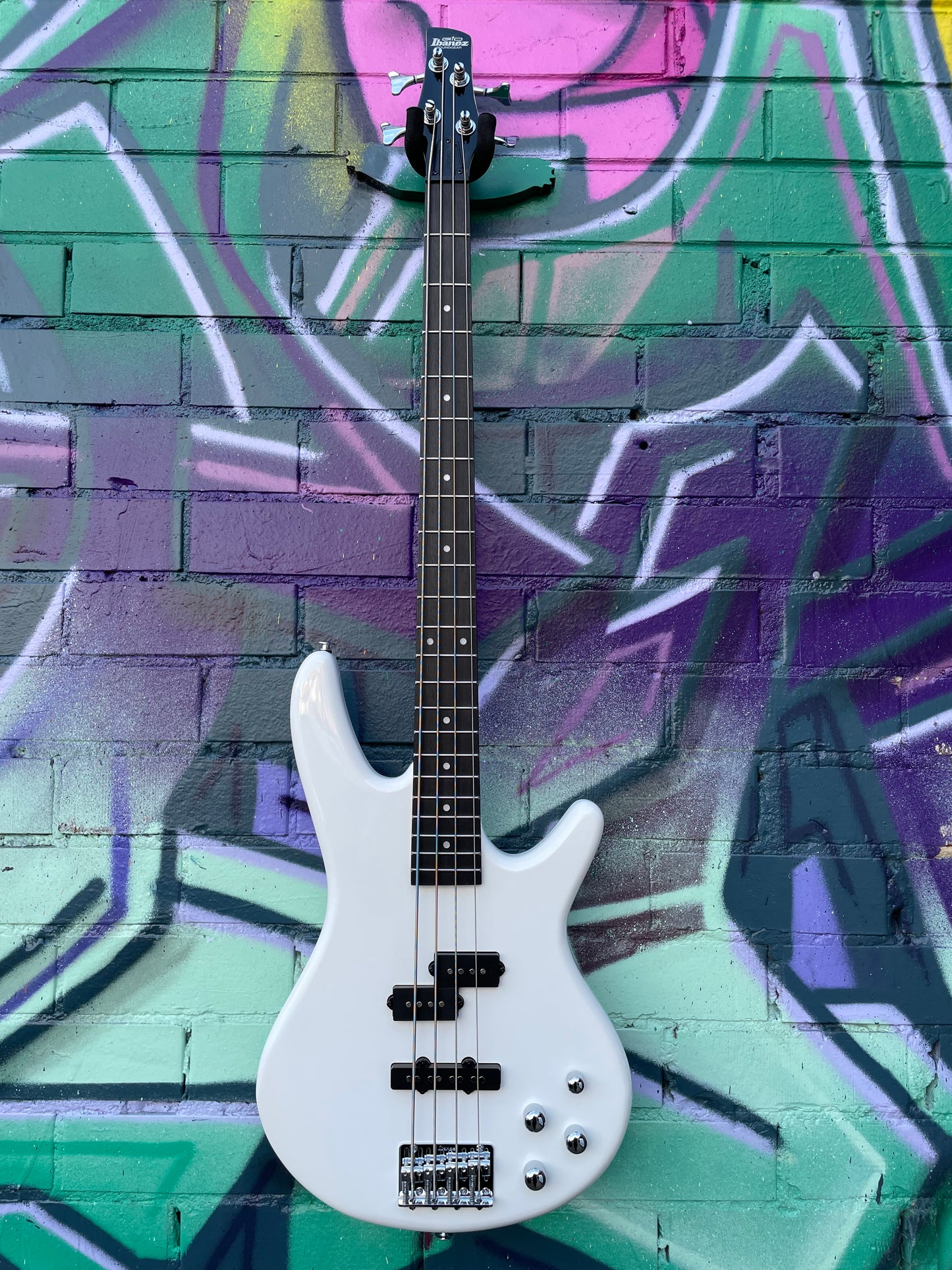 Ibanez SR Gio GSR200 Electric Guitar - Pearl White