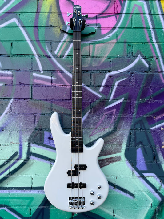 Ibanez SR Gio GSR200 Electric Guitar - Pearl White