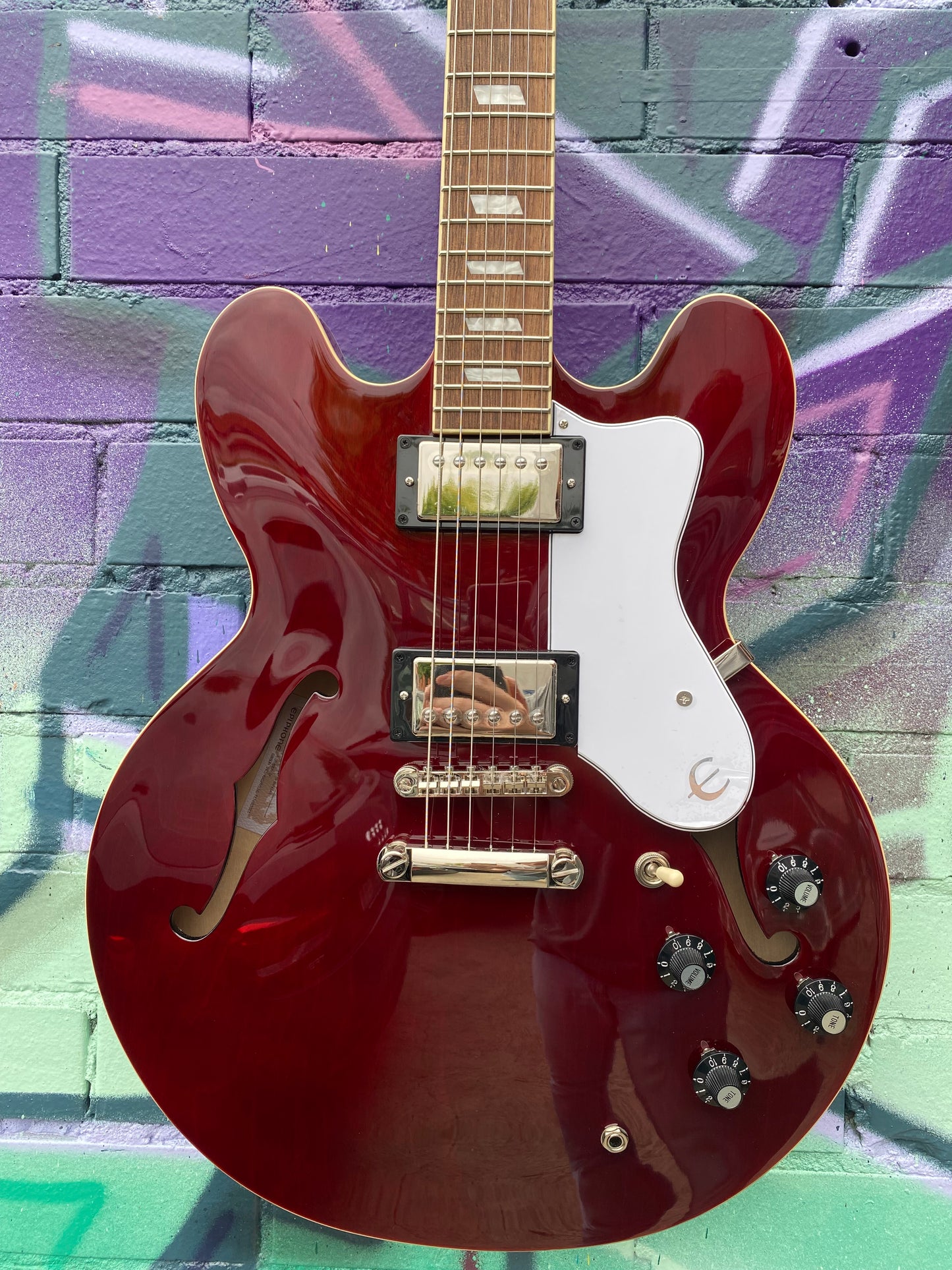 Epiphone Noel Gallagher Riviera Electric Guitar- Dark Wine Red