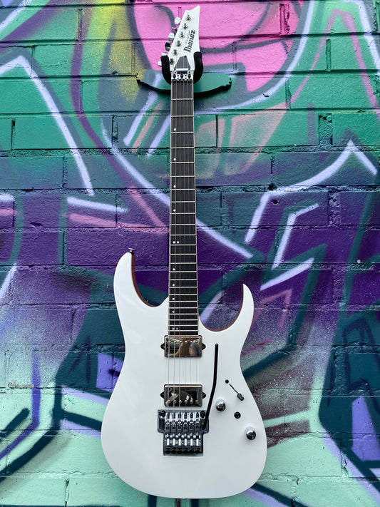 Ibanez RG Prestige RG5320 CPW Electric Guitar - Pearl White