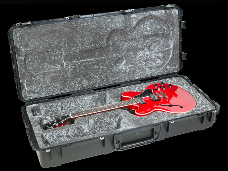 SKB iSeries Waterproof 335 Type Guitar Flight Case