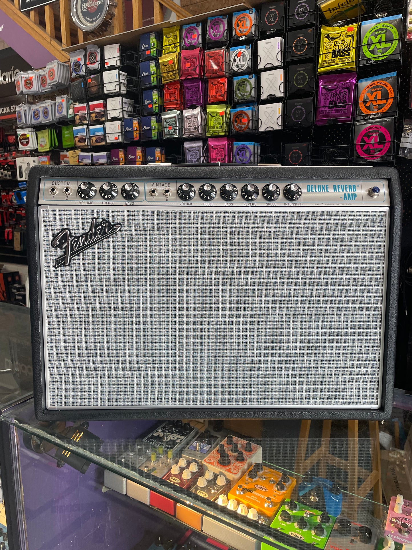 Fender '68 Custom Deluxe Reverb Electric Guitar Combo Amplifier (1x12)