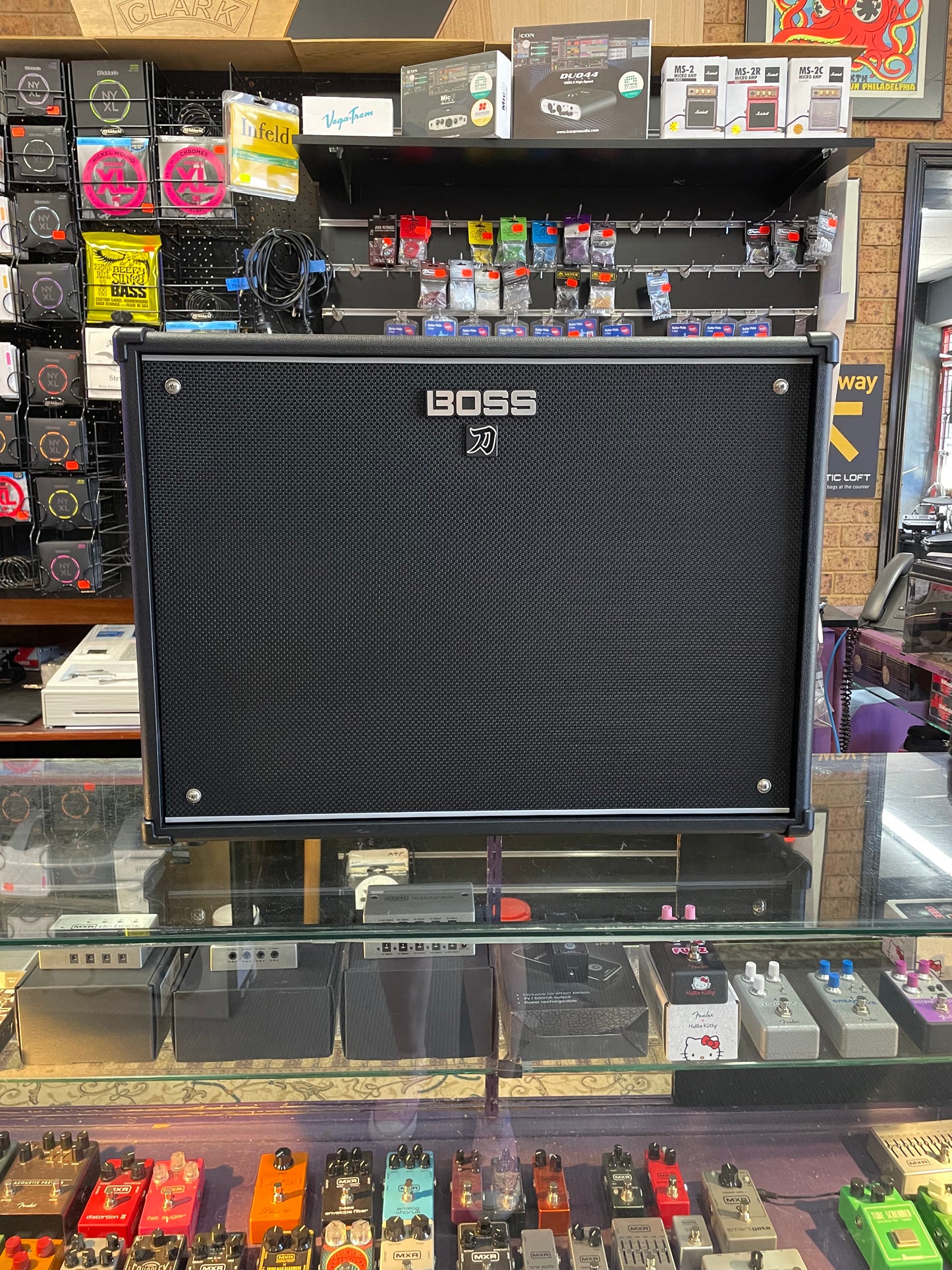 Boss KATANA CABINET 212 Speaker Cabinet