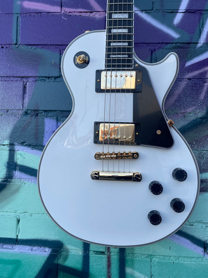 Epiphone Les Paul Custom Electric Guitar - Alpine White