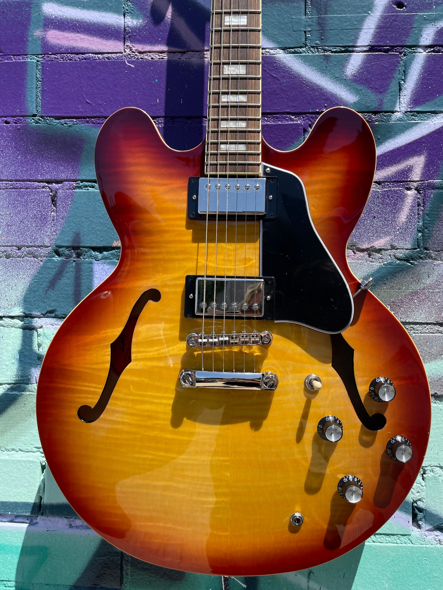 Epiphone ES-335 Electric Guitar - Raspberry Tea Burst