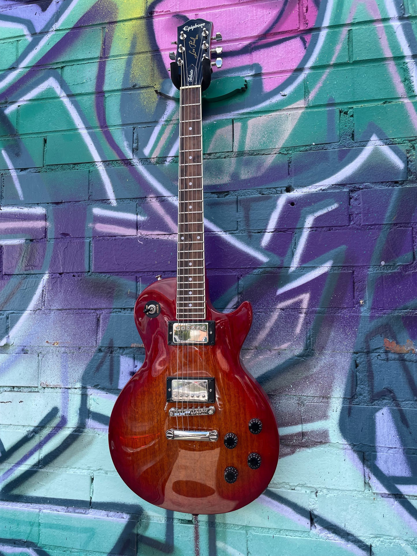 Epiphone Les Paul Tribute Electric Guitar - Heritage Cherry Sunburst