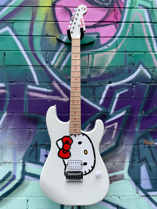 Fender x Hello Kitty Stratocaster Electric Guitar - White