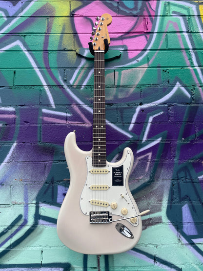 Fender Player II Stratocaster Electric Guitar - White Blonde