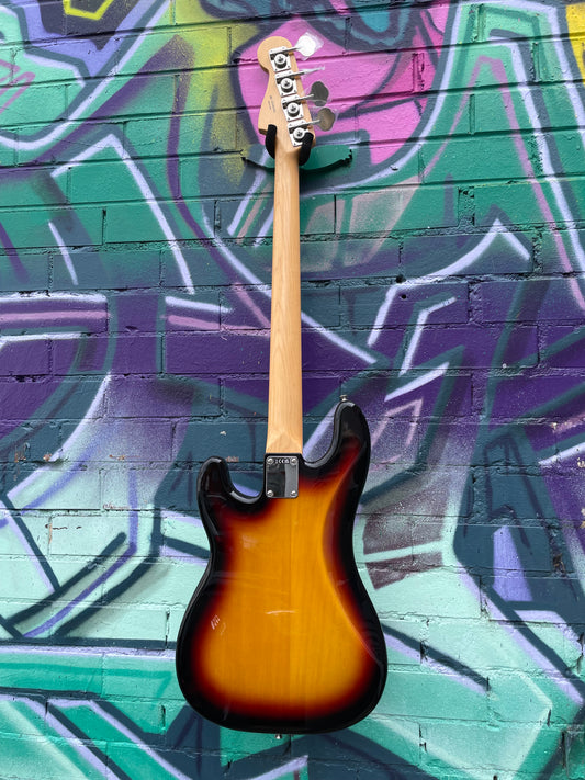 Fender Traditional 60's Made in Japan Precision Bass - 3 Colour Sunburst