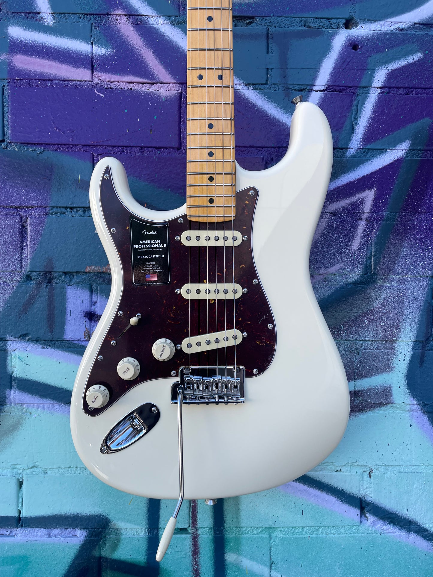 Fender American Professional II Left-Handed Stratocaster Electric Guitar - Olympic White