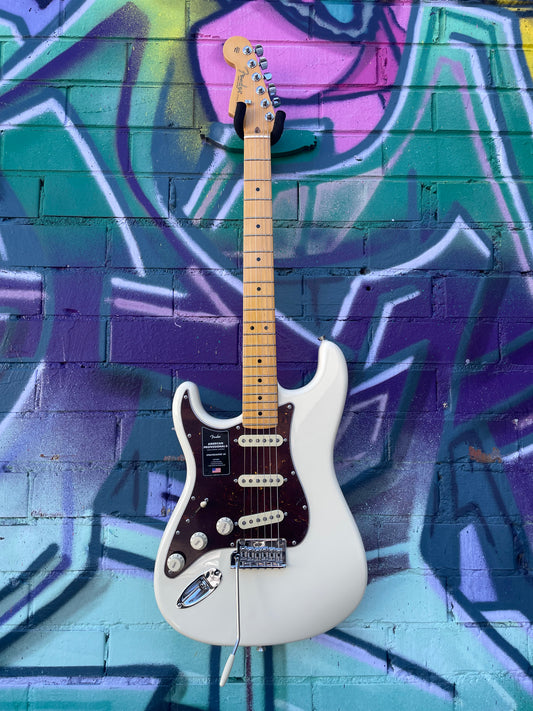 Fender American Professional II Left-Handed Stratocaster Electric Guitar - Olympic White