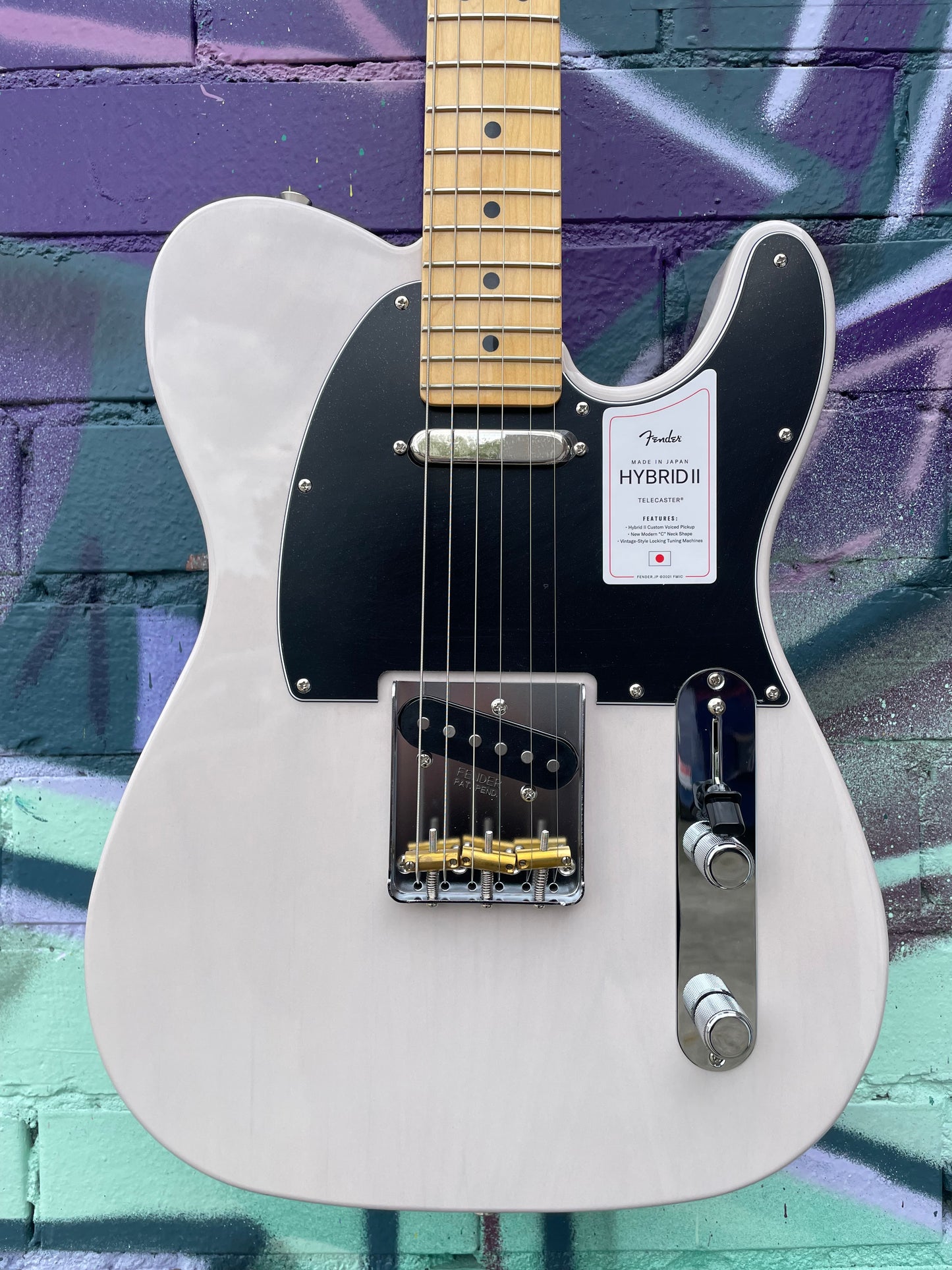 Fender Japanese Hybrid II Telecaster Electric Guitar, Maple FB - US Blonde