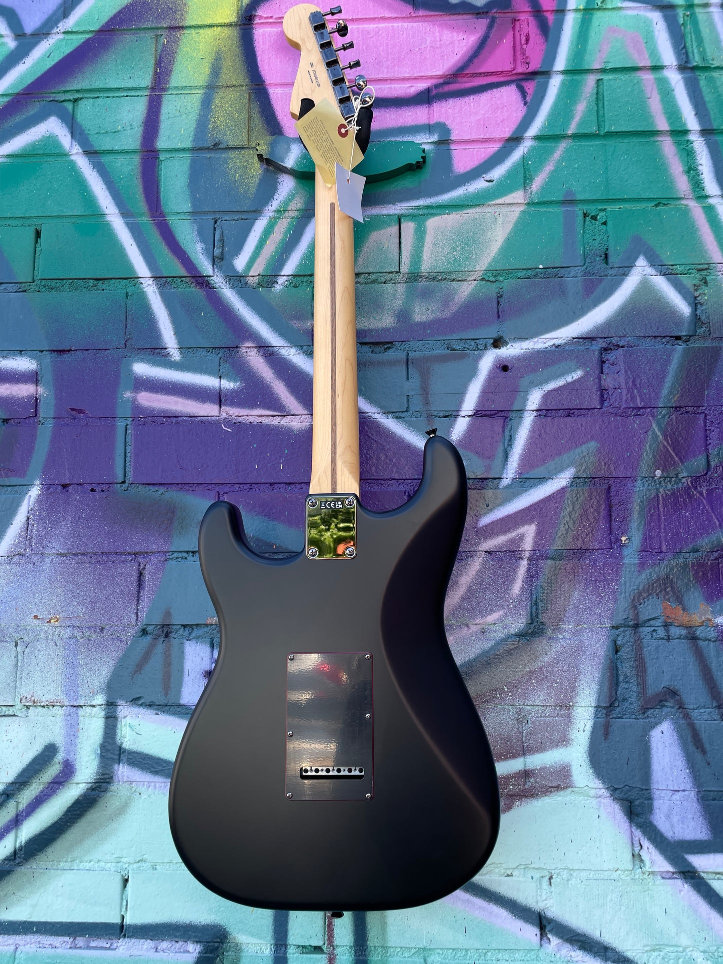 Fender Made in Japan Limited Hybrid II Stratocaster Electric Guitar - Noir