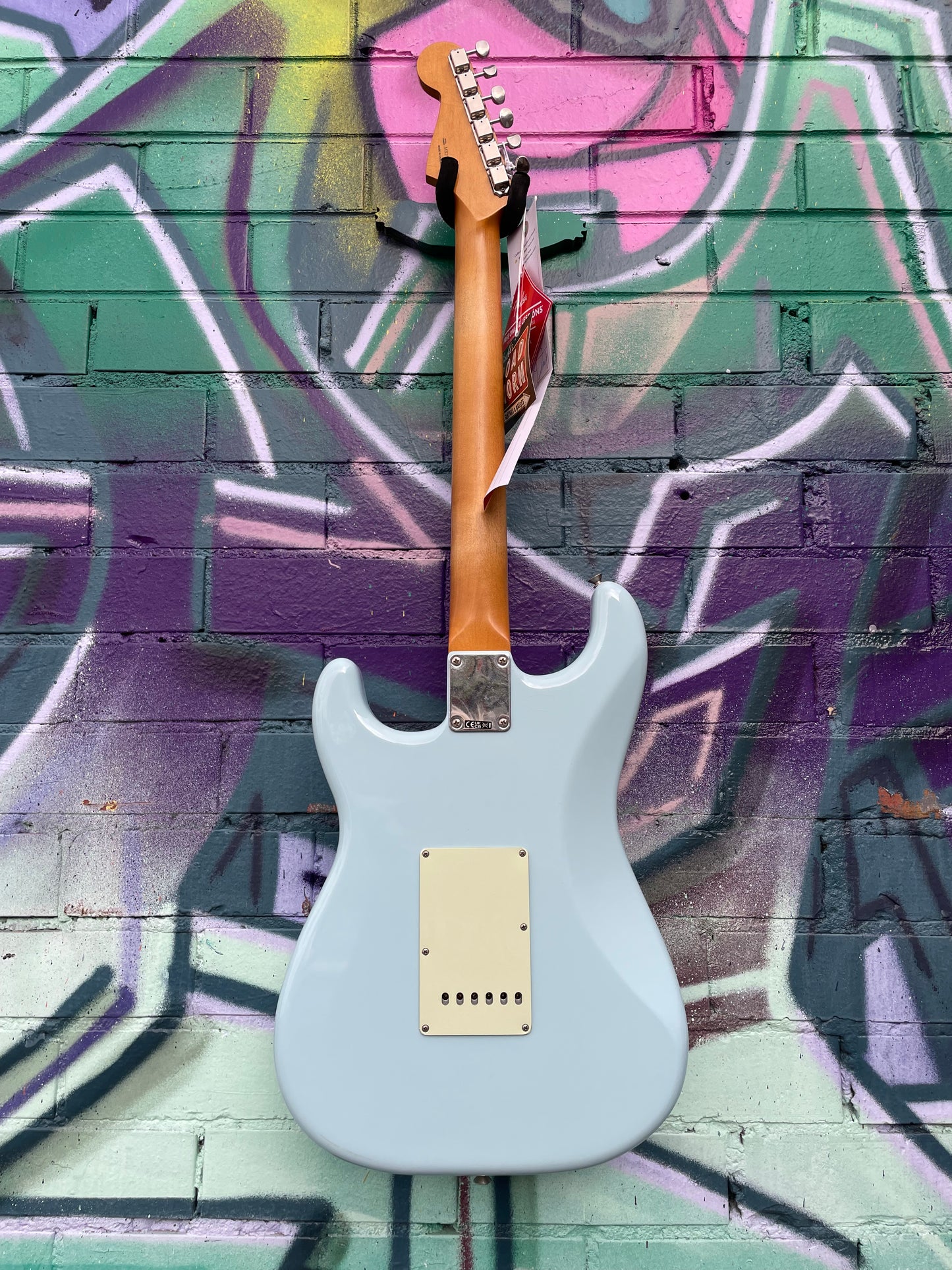 Fender Vintera II Road Worn 60s Stratocaster Electric Guitar - Sonic Blue