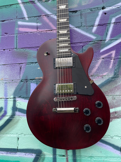 Gibson Les Paul Modern Studio Electric Guitar - Wine Red Satin